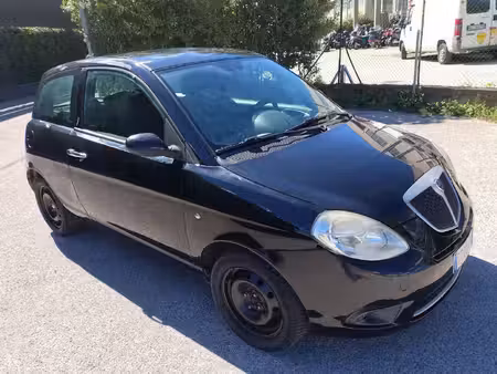 Lancia Ypsilon 1.2 75
