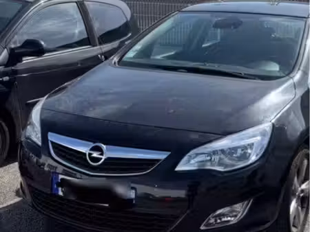 Opel Astra 1.2 90