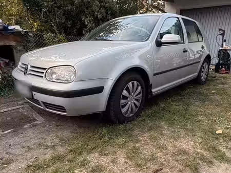 Volkswagen Golf 1.6 TDI 105