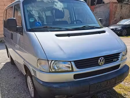 Volkswagen Transporter T4 2.5 TDI 88