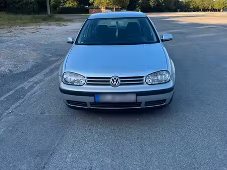Volkswagen Golf 1.6