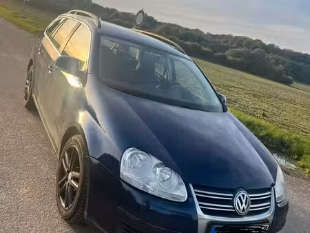 Volkswagen Golf 1.6