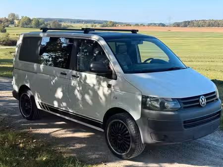 Volkswagen Transporter T5 2.0 TDI 140