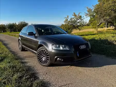 Audi A3 2.0 TDI 140 Ambition quattro