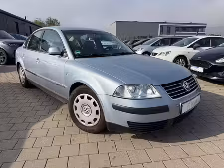 Volkswagen Passat 1.6 102