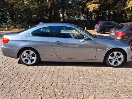 BMW Série 3 320i 2.0 170