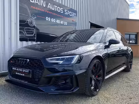 Audi A4 RS4 quattro