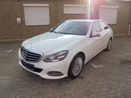 Mercedes-Benz Classe E E 200 2.0 184 Elegance