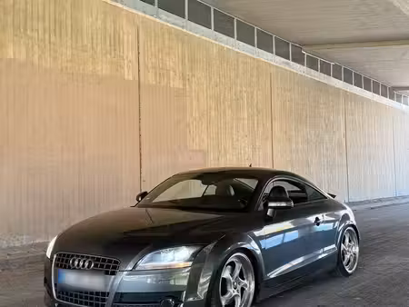 Audi TT 2.0 TFSI 200 S line