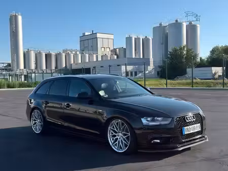 Audi A4 2.0 TDI 177 S line