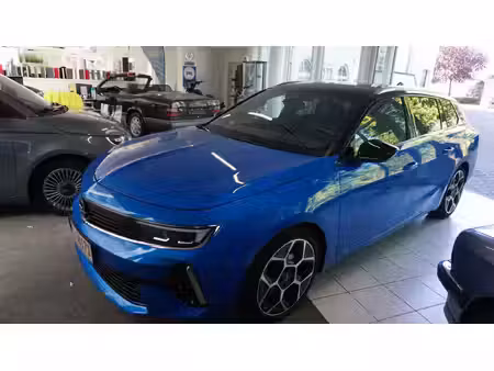 Opel Astra 1.2 131 GS Line