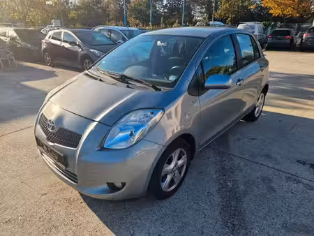 Toyota Yaris 1.3 VVT-i 87 Executive