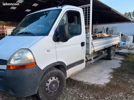 Renault Master 2.5 dCi 120