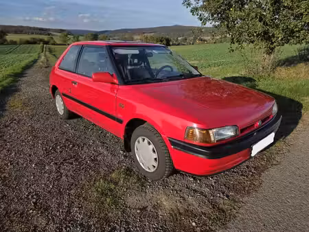Mazda 323 1.6 88