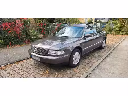 Audi A8 V6 2.8