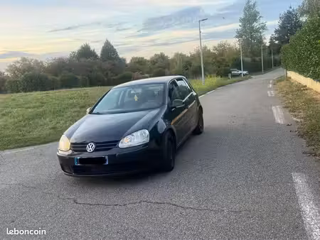 Volkswagen Golf 1.4 75