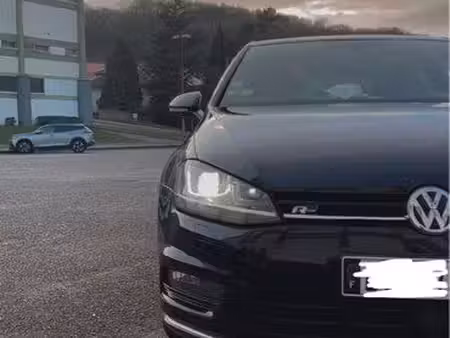 Volkswagen Golf 1.6 TDI 105 R-Line