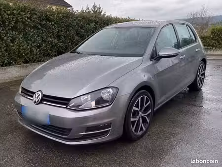 Volkswagen Golf 1.6 TDI 105
