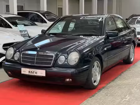 Mercedes-Benz Classe E E 280 V6 2.8 193 Classic