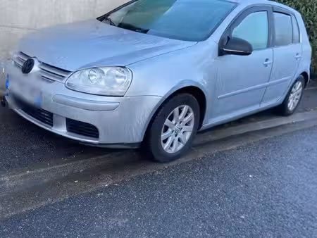 Volkswagen Golf 1.9 TDI 105