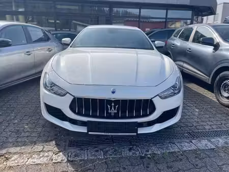 Maserati Ghibli 3.0 275
