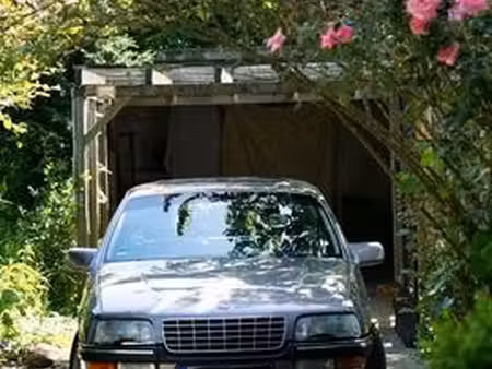 Opel Senator 