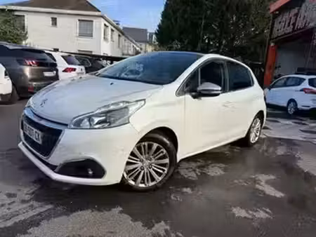 Peugeot 208 1.2 PureTech 110 Allure