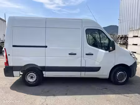 Renault Master 2.3 dCi 125