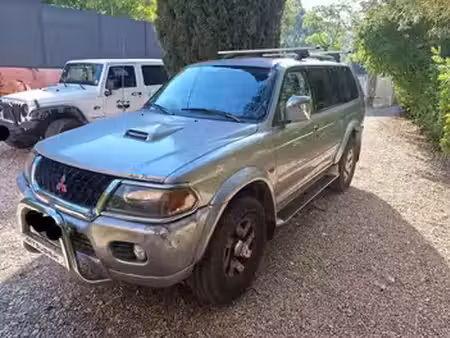 Mitsubishi Pajero 2.5 115