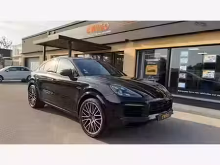 Porsche Cayenne V6 3.0 462 4x4