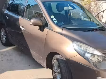 Renault Scénic 2.0 dCi 150