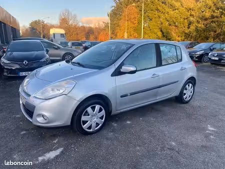 Renault Clio 1.2 75