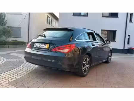 Mercedes-Benz CLA 200 2.1 136 4Matic
