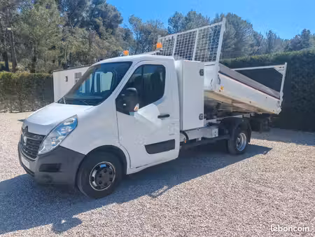 Renault Master 2.3 dCi 125