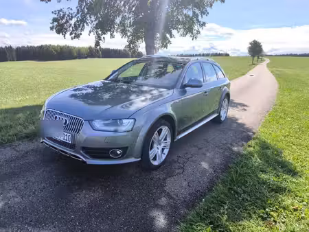 Audi A4 2.0 TFSI 211 quattro