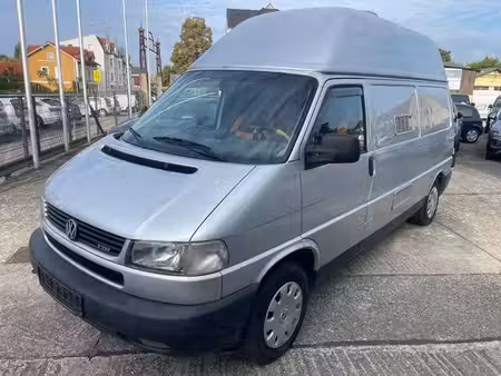 Volkswagen Transporter T4 Syncro 2.5 TDI 102