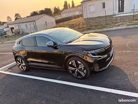 Renault Mégane E-Tech 220 Iconic
