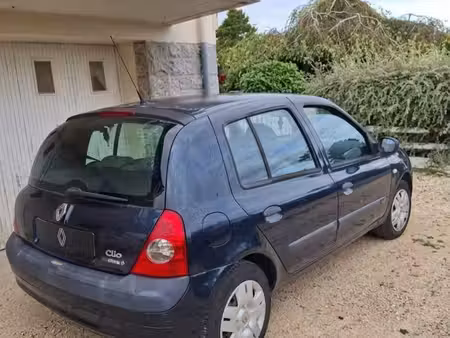 Renault Clio 1.2 75