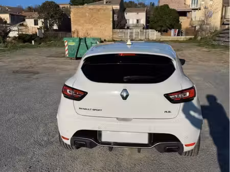 Renault Clio RS 1.6 T 200