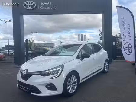Renault Clio E-Tech 1.6 145 Evolution