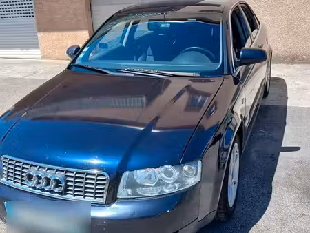 Audi A4 V6 2.5 TDI 155 quattro