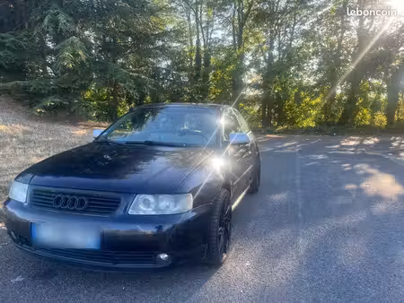 Audi A3 1.6 101