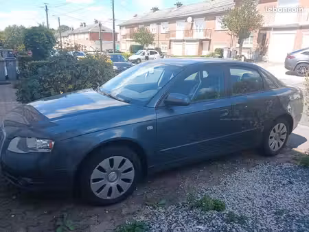 Audi A4 V6 2.5 TDI 155