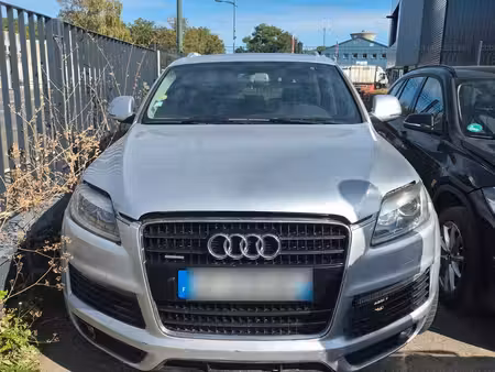 Audi Q7 V6 3.0 TDI 240 S line quattro