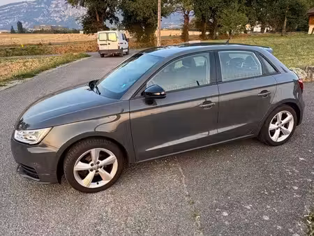 Audi A1 1.0 TFSI 82