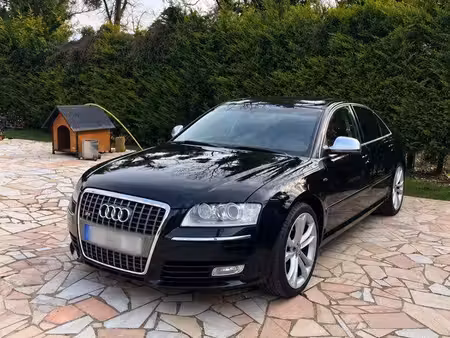 Audi A8 S8 V10 5.2 450 quattro