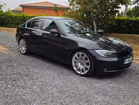 BMW Série 3 330d 3.0 231
