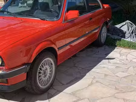BMW Série 3 325i
