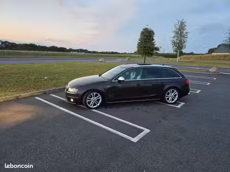 Audi A4 S4 quattro