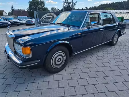 Rolls-Royce Silver Spur 
